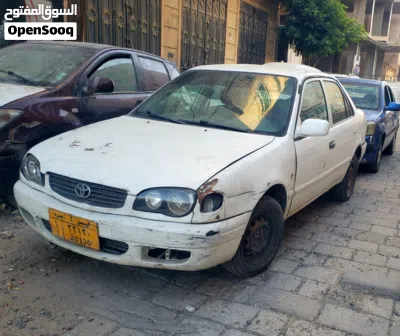 تويوتا كورولا XLE 2