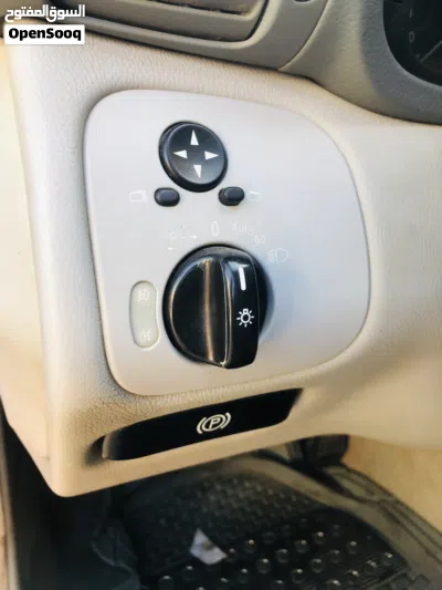 مرسيدس بنز الفئة-C C 320 4