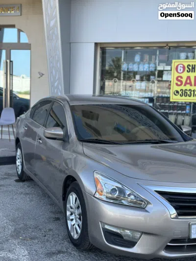 Nissan Altima S 2