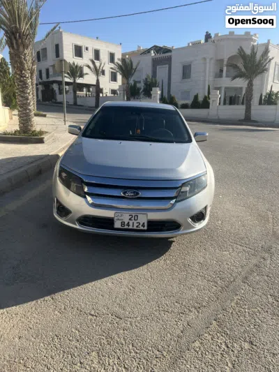 Ford Fusion SEL 2