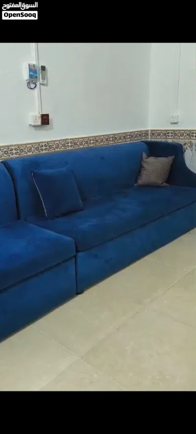 ديوان يشبه الجديد 2