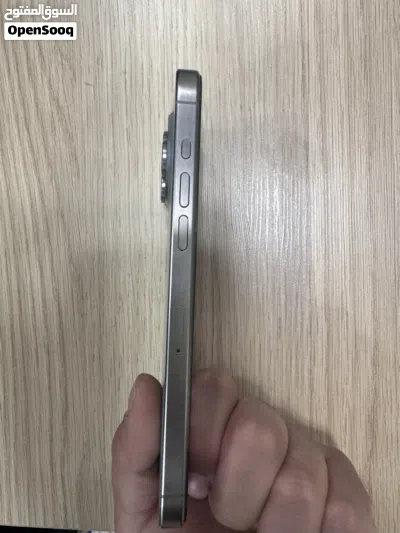 iPhone 15 Pro Max 2