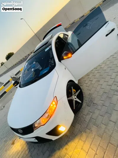 Kia Forte LXS 2