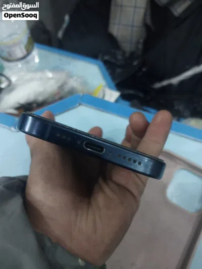 ايفون 15 برو ب 165 الف ذاكره 512 4