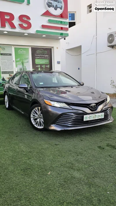 Toyota Camry XLE 4