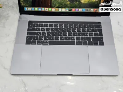 Macbook Pro A1990 Year 2018 Core I7 Processor 32gb Ram 500gb Ssd 4gb Graphics Card 3