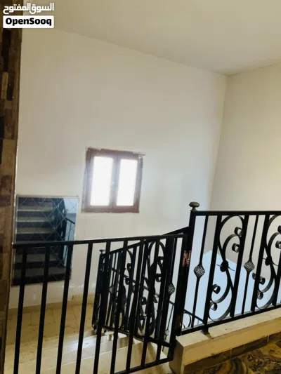 منزل دورين للبيع في الباعيش خلف حوازة الورد 2