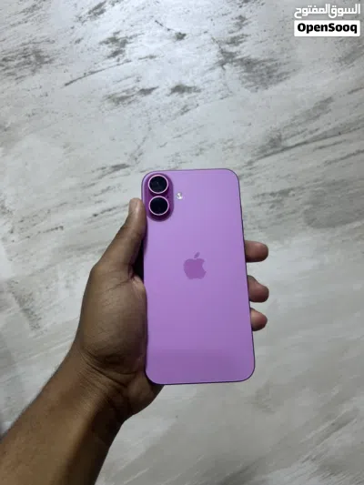 iPhone 16 بلس 4