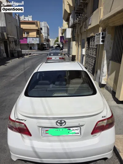 Toyota Camry SE 4