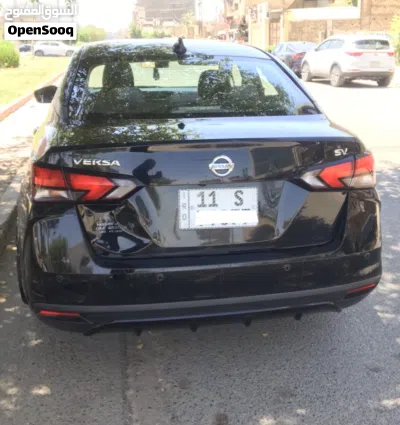 Nissan Versa SV 2