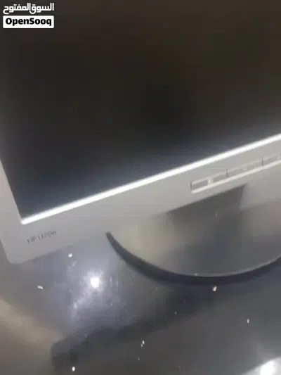 شاشة الج بي 4