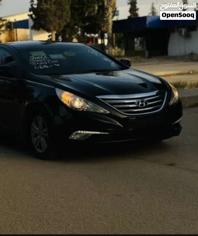 Hyundai Sonata SE 4