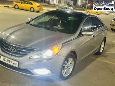 Hyundai Sonata Blue 4
