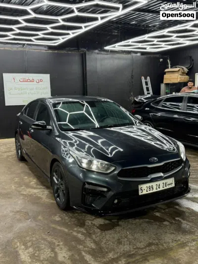 Kia Cerato GT-Line 3