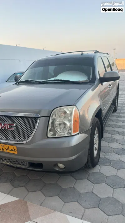 GMC Yukon XL 2