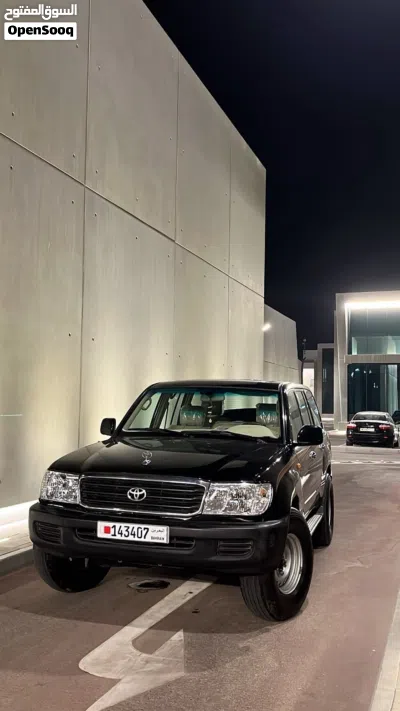 تويوتا لاند كروزر GXR 3