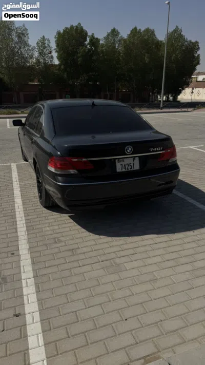 BMW 7 Series 740i Sedan 4