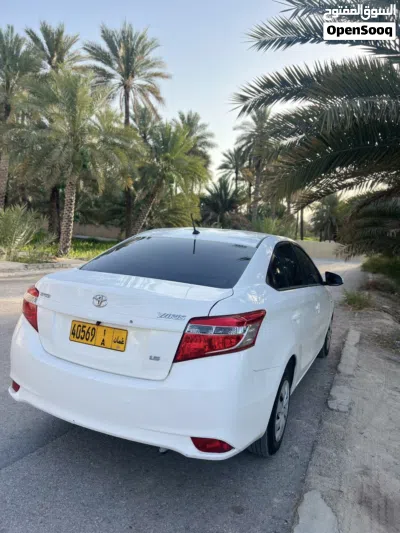 Toyota Yaris SE 3