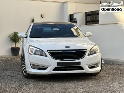 Kia Cadenza Premium 4
