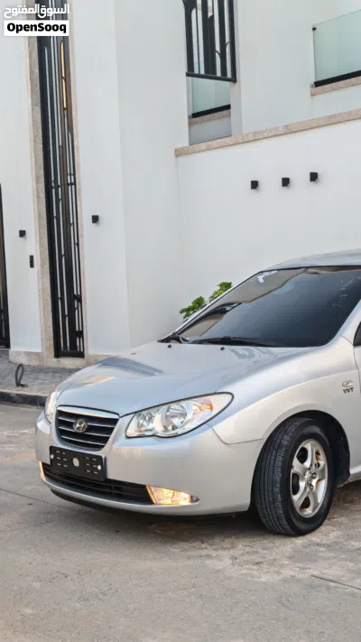 Hyundai Avante Limited 4