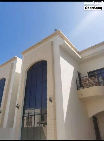 فيلا للبيع في المعبيلة السابعة مقابل بنك مسقط 3