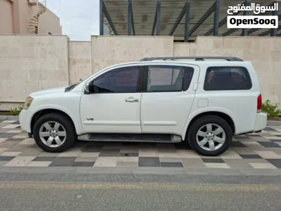 Nissan Armada Platinum 2