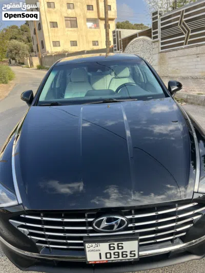 Hyundai Sonata SE 2