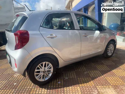 Kia Picanto EX 2