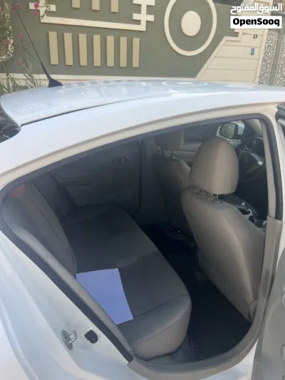 Nissan Sunny S 2