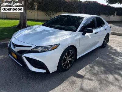 Toyota Camry SE 3