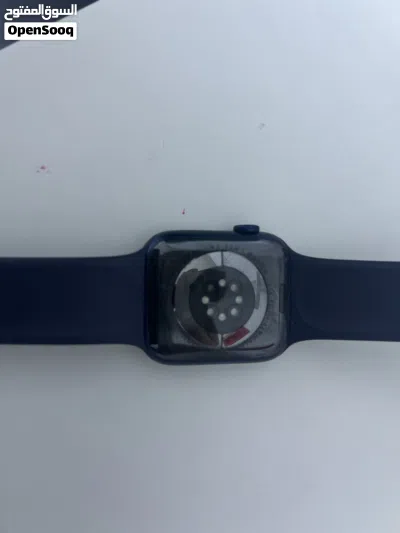 apple watch seruas 6 مسكره آيكلاود حجمها 40 ملم 2