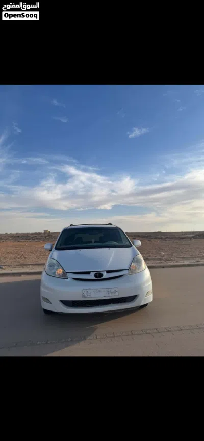 Toyota Sienna Limited 3