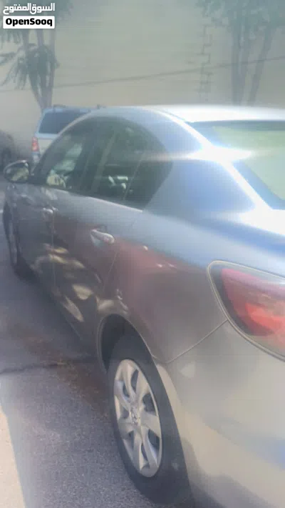 Mazda 3 S 4