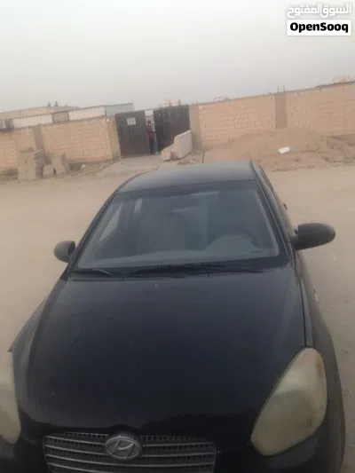 للبيع سيارة هيونداي اكسنت 2009 3