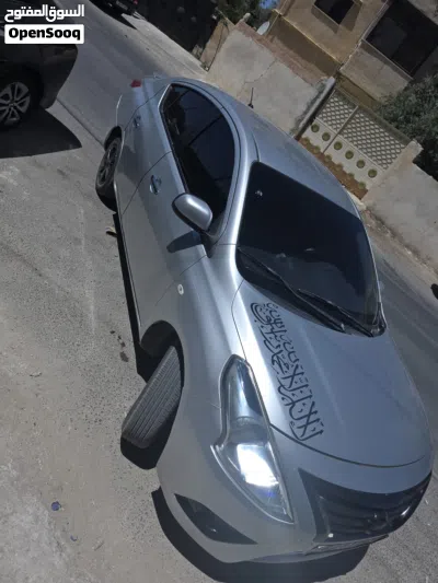 Nissan Sunny SL 2
