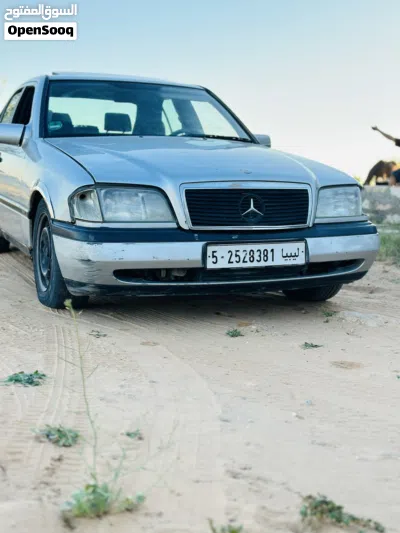 Mercedes Benz C-Class C 200 4