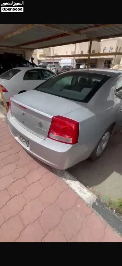 Dodge Charger SXT Plus 2
