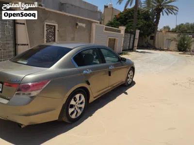 هوندا اكورد LX 4