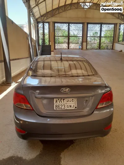 Hyundai Accent SE 2