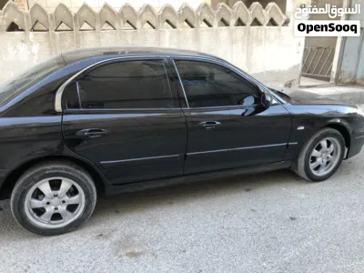 Hyundai Sonata Standard 2