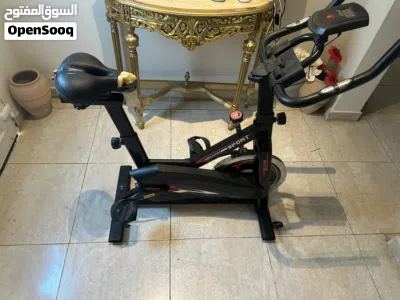 دراجة رياضية منزلية (Exercise Bike) بحالة جيدة للبيع 2