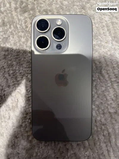 iPhone 15 pro 256GB 2