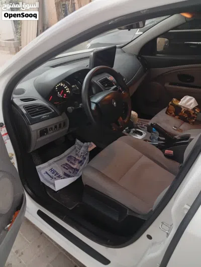 رينو فلوينس LE 4