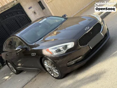 Kia Quoris Luxury 2