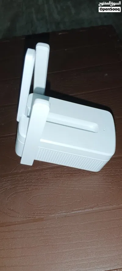 موزع ومقوي الشبكه من شركة MERCUSYS موديل MW300RE مستعمل 4