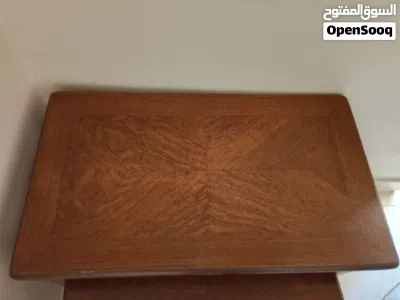 طقم طاولات جانبيه بحاله جيده جدا 3