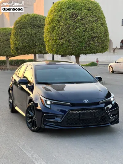 Toyota Corolla SE 2