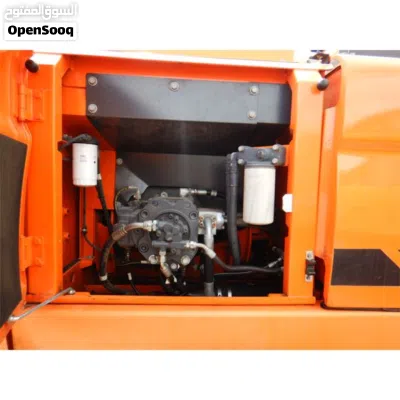 Doosan DX225 LC Excavator 4