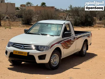 Mitsubishi L200 Standard 3