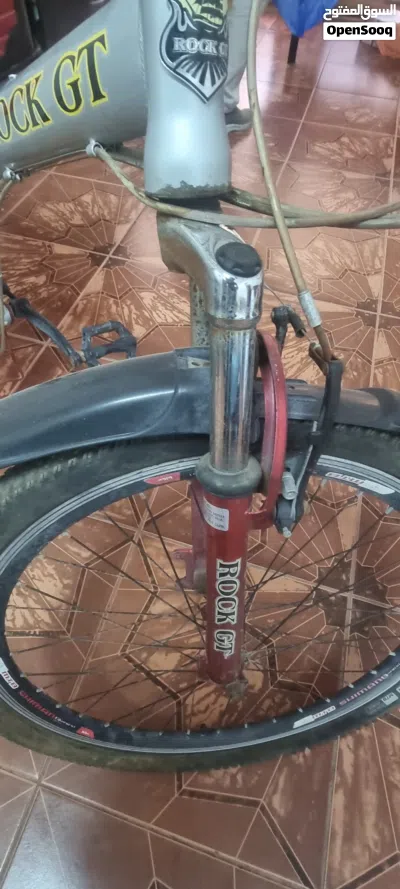 everything is good condition It was just kept, it was not used much this is fold cycle 3